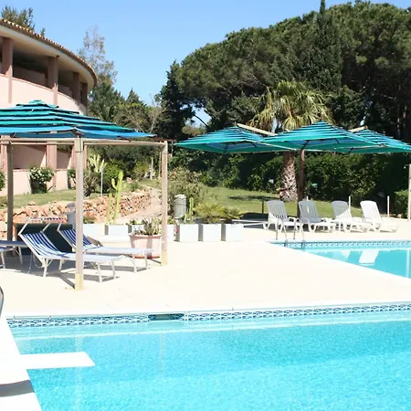 Hotel apartamentowy Verdemare Sardegna Uno 3*