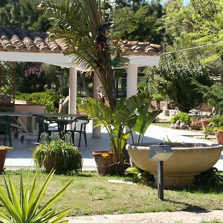 Verdemare Sardegna Uno 3* فيلاّسيمِيوس