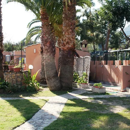 Verdemare Sardegna Uno Apartmanhotel 3*