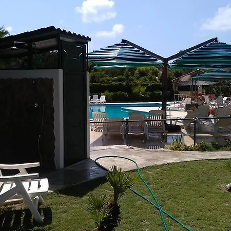 Lejlighedshotel Verdemare Sardegna Uno 3*