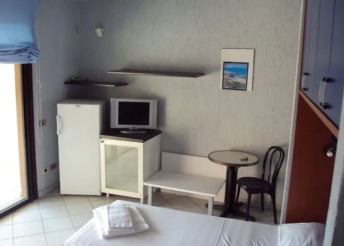 Lejlighedshotel Verdemare Sardegna Uno 3*